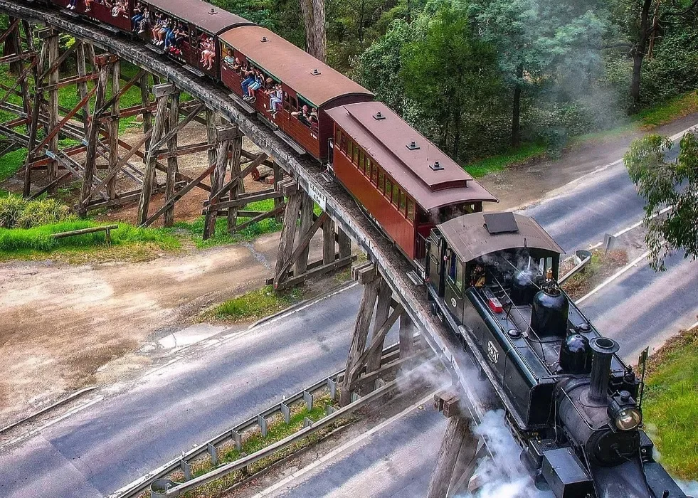 Exploring Puffing Billy